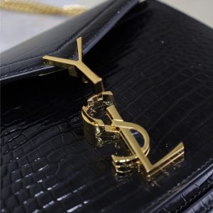 img_f8c0bdc9_20241223_1734936027_11_jpg CASSANDRA CHAIN BAG 22 IN BLACK CROCODILE PATTERN CALFSKIN GOLD HARDWARE