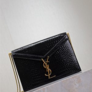 img_f8c0bdc9_20241223_1734936027_360_jpg CASSANDRA CHAIN BAG 22 IN BLACK CROCODILE PATTERN CALFSKIN GOLD HARDWARE