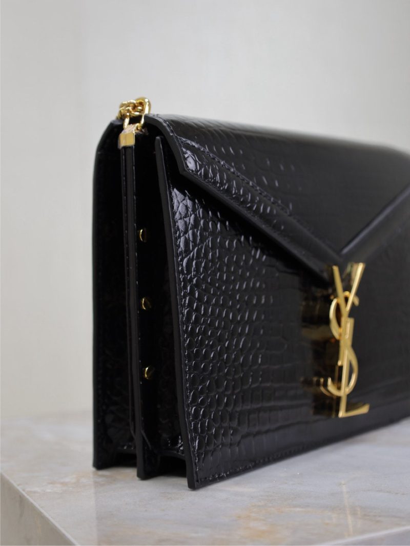 img_f8c0bdc9_20241223_1734936027_69_jpg CASSANDRA CHAIN BAG 22 IN BLACK CROCODILE PATTERN CALFSKIN GOLD HARDWARE