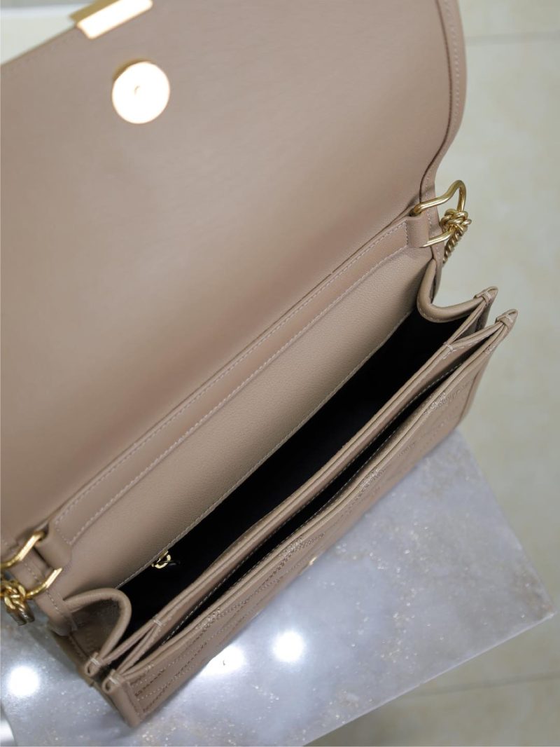 img_f8c0bdc9_20241223_1734937523_335_jpg BECKY 25 IN MEDIUM BROWN QUILTED LAMBSKIN GOLD HARDWARE