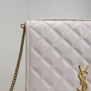 BECKY 26 IN WHITE QUILTED LAMBSKIN GOLD HARDWARE