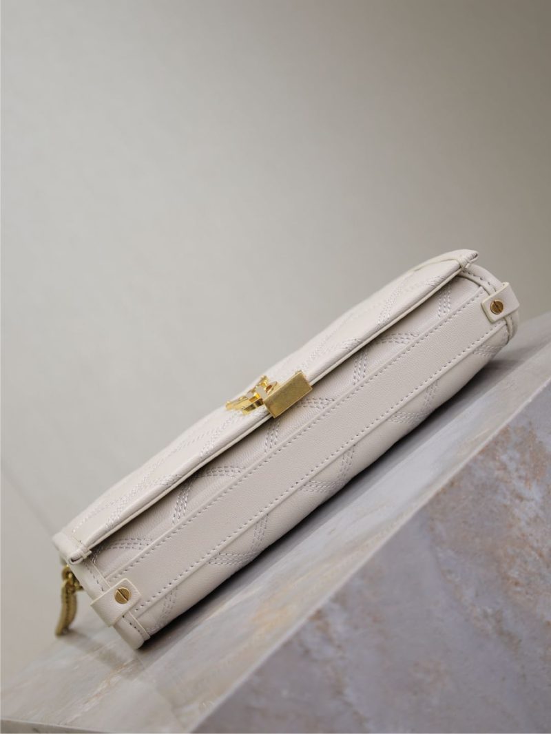 BECKY 22 IN WHITE QUILTED LAMBSKIN GOLD HARDWARE