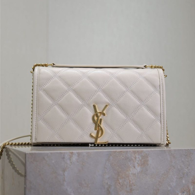 BECKY 22 IN WHITE QUILTED LAMBSKIN GOLD HARDWARE