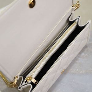 BECKY 22 IN WHITE QUILTED LAMBSKIN GOLD HARDWARE