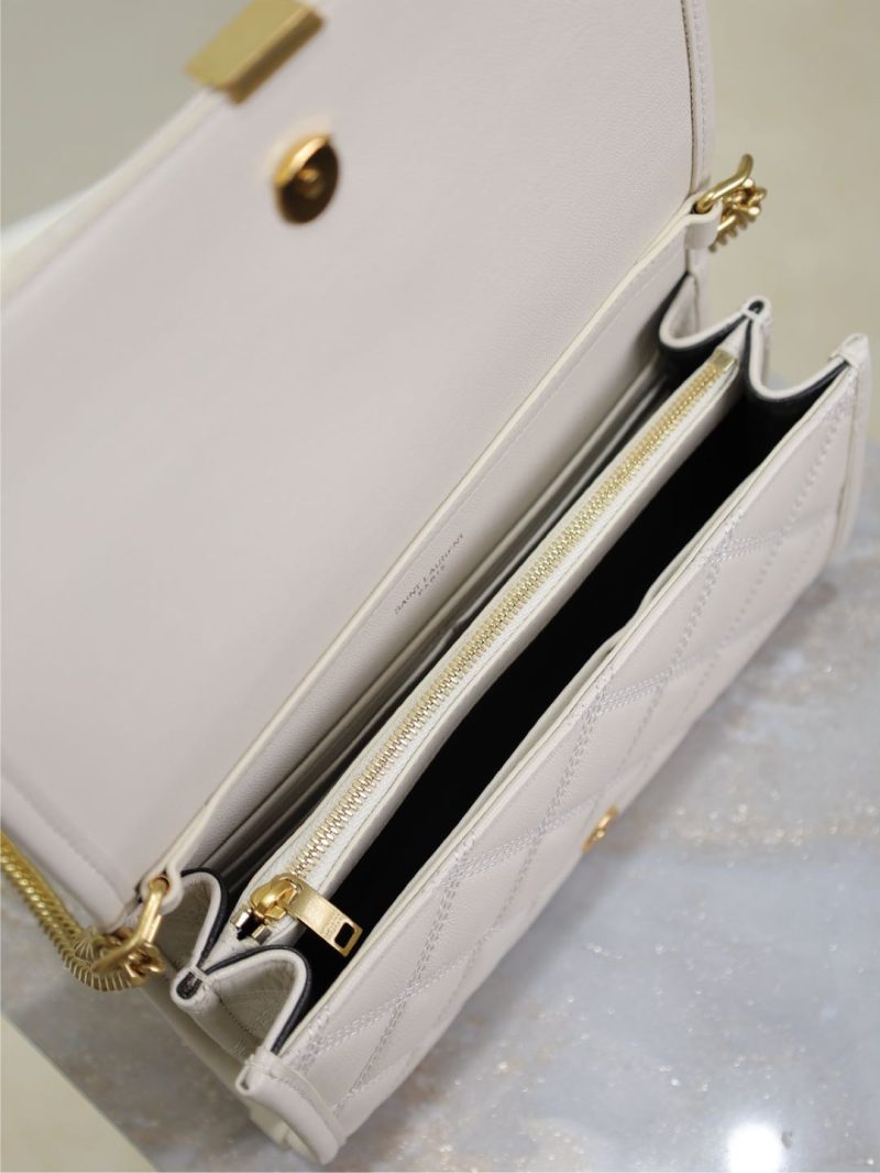 BECKY 22 IN WHITE QUILTED LAMBSKIN GOLD HARDWARE