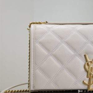 BECKY 22 IN WHITE QUILTED LAMBSKIN GOLD HARDWARE