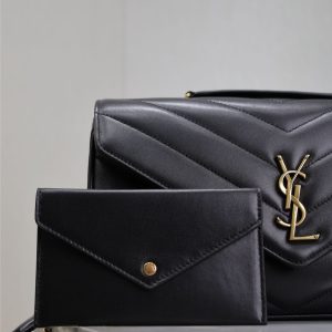 LOULOU MEDIUM 29 IN BLACK SHEEPSKIN GOLD HARDWARE