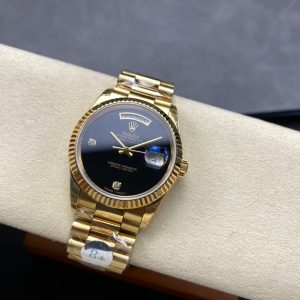 Rolex Day-Date 36mm Gold Black Dial