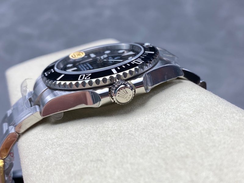Rolex Submariner 41mm Silver Black