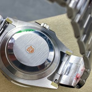 Rolex Submariner 41mm Silver Black