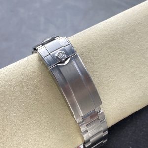 Rolex Submariner 41mm Silver Black