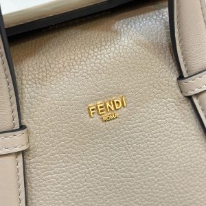 FendiI 27 BAG IN TAN BROWN CALFSKIN WITH GOLD HARDWARE
