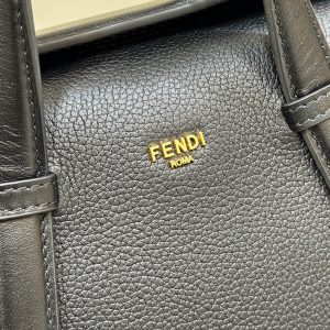 FendiI 27 BAG IN BLACK CALFSKIN WITH GOLD HARDWARE