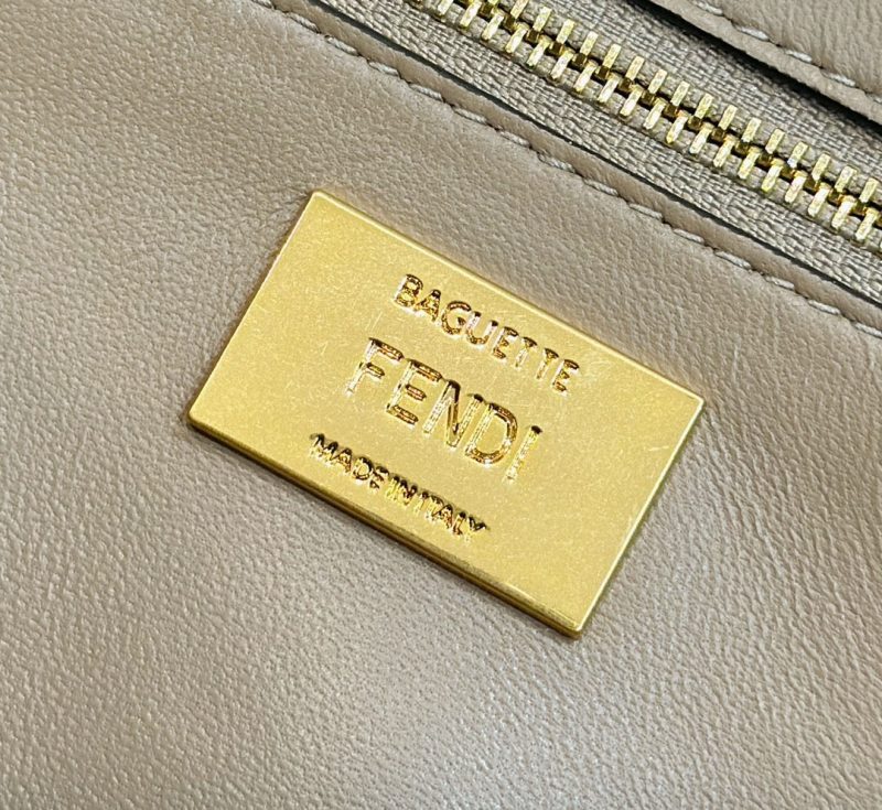 img_fe2b4e3c_20240113_i1705135922_4178_3_jpg FendiI BAGUETTE 27 BAG IN SAND BEIGE CALFSKIN WITH GOLD HARDWARE