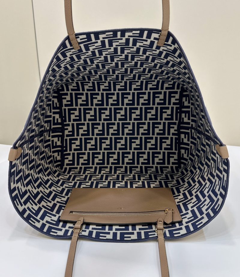 LARGE ROLL 33 IN MIDNIGHT BLUE MIX WHITE JACQUARD FABRIC