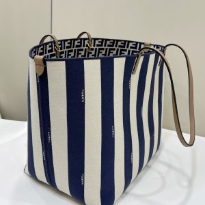 LARGE ROLL 33 IN MIDNIGHT BLUE MIX WHITE JACQUARD FABRIC