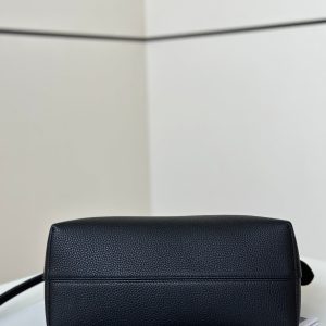 BY THE WAY SELLERIA LARGE 29 BAG IN BLACK CALFSKIN