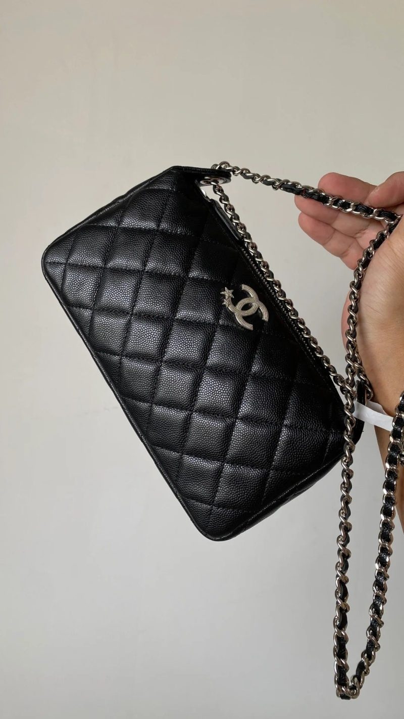 Chanel 2026 Mahjong Clutch With Chain 21cm Black Caviar Leather