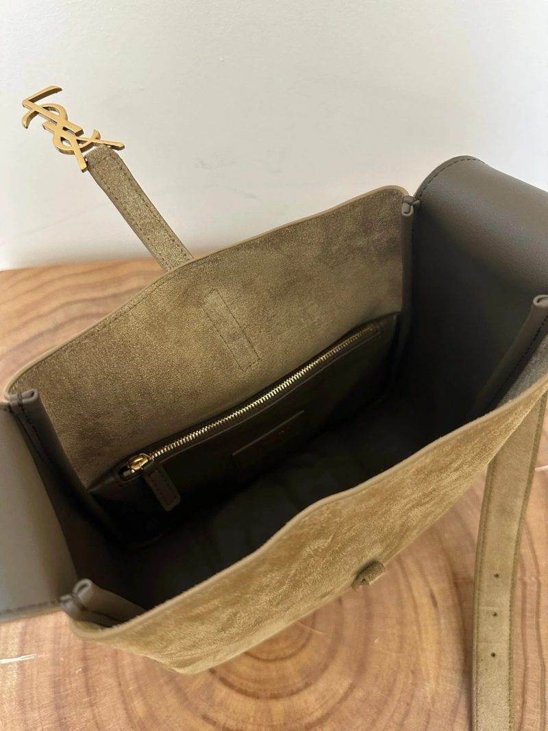 LE 5 À 7 SUPPLE SMALL 22 IN PEANUT BROWN SUEDE