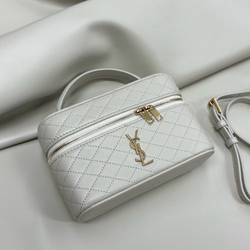 imgi_114_img_d005b8fd_20250528_i1748411356324_8069_0_7_jpg YSL Gaby Vanity Bag 18 Light Beige Quilted Calfskin