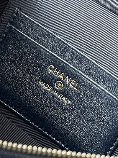 imgi_120_imgHD_2a2a0253_20260206_cmp_i1770356540224_4563_0_9_jpg Chanel 2026 Vanity Bag 19.5cm Blue Denim Leather