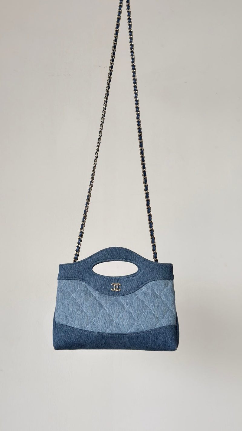 imgi_120_imgHD_b1ac09d1_20260126_cmp_o_1jfsp567vvat13ompmpg0j8726_jpeg Chanel 26 Clutch 21 Blue Denim Gold Hardware