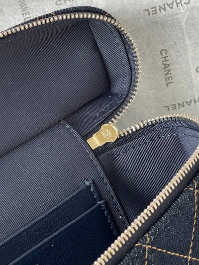 imgi_132_imgHD_2a2a0253_20260206_cmp_i1770356531414_1344_0_10_jpg Chanel 2026 Vanity Bag 19.5cm Blue Denim Leather