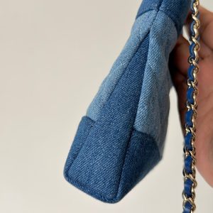 imgi_147_imgHD_b1ac09d1_20260126_cmp_o_1jfsp567sm1ca8e1dl3vd01f8d2_jpeg Chanel 26 Clutch 21 Blue Denim Gold Hardware