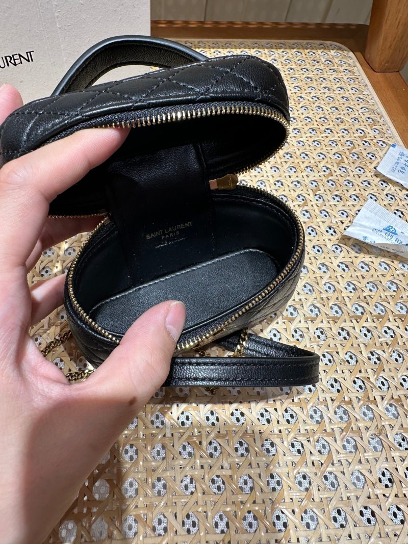 imgi_14_imgHD_8eee9a63_20250923_i1758610750931_5729_0_6_jpg_a5df137a-8943-4b55-93cf-f6350a3cbfef YSL Mini Vanity 12 Black Quilted Calfskin