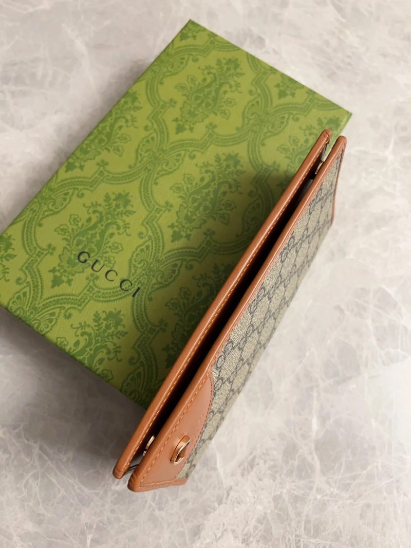 imgi_38_Image_20260212152845 Gucci 2026 Emblem 19cm Brown Ebony Leather Canvas