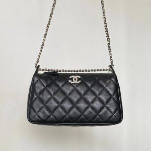 Chanel 2026 Mahjong Clutch With Chain 21cm Black Caviar Leather