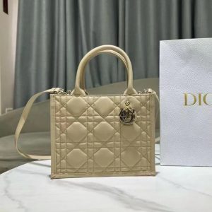 imgi_48_Image_20260309163320_13981_4 Dior 2026 Book Tote Bag 26.5cm Beige Leather