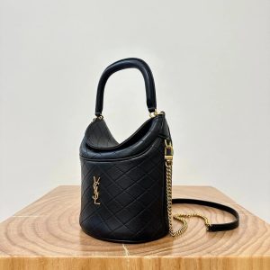 19 FLAP BUCKET BAG BLACK CALFSKIN