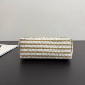 imgi_58_img_533a7dc2_20260125_i1769270525243_7860_0_5_jpg Chanel 26 Woven Clutch 19 White Khaki Canvas