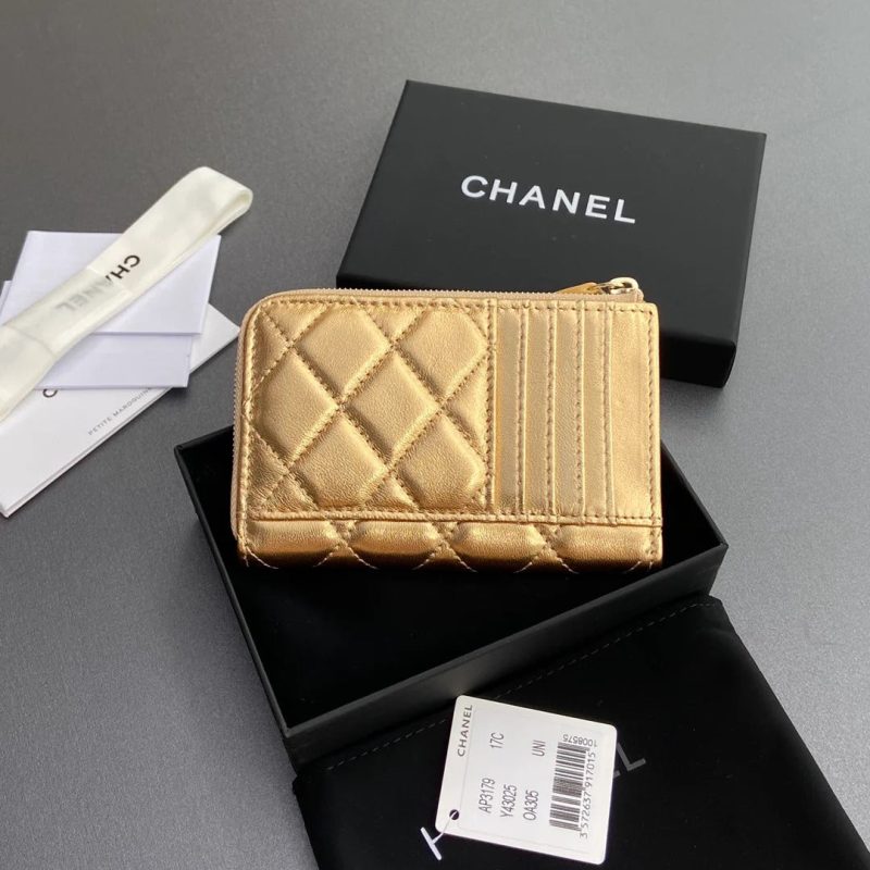 Chanel 2026 Quilted Card Holder 13cm Gold Metallic Lambskin
