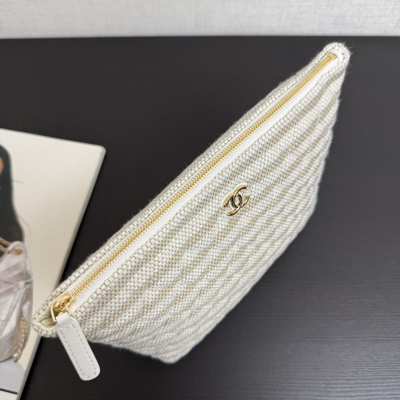 imgi_61_img_533a7dc2_20260125_i1769270605323_2573_0_6_jpg_67345041-cb0e-4379-85e2-731ff9f15159 Chanel 26 Woven Clutch 19 White Beige Canvas