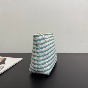 imgi_62_img_533a7dc2_20260125_i1769270587207_2433_0_1_jpg Chanel 26 Woven Clutch 19 White Light Blue Canvas