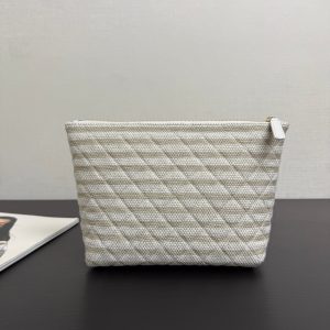 imgi_62_img_533a7dc2_20260125_i1769270606821_8044_0_2_jpg_3bd1ab7f-9a6c-4d50-9117-bf967f19847f Chanel 26 Woven Clutch 19 White Beige Canvas