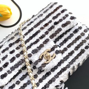 Chanel 2026 Bag 21cm White Black Sequin 331213