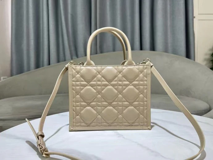 imgi_71_Image_20260309163324_13984_4 Dior 2026 Book Tote Bag 26.5cm Beige Leather