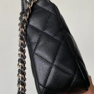 Chanel 2026 Mahjong Clutch With Chain 21cm Black Caviar Leather