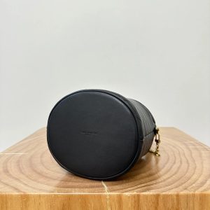 19 FLAP BUCKET BAG BLACK CALFSKIN