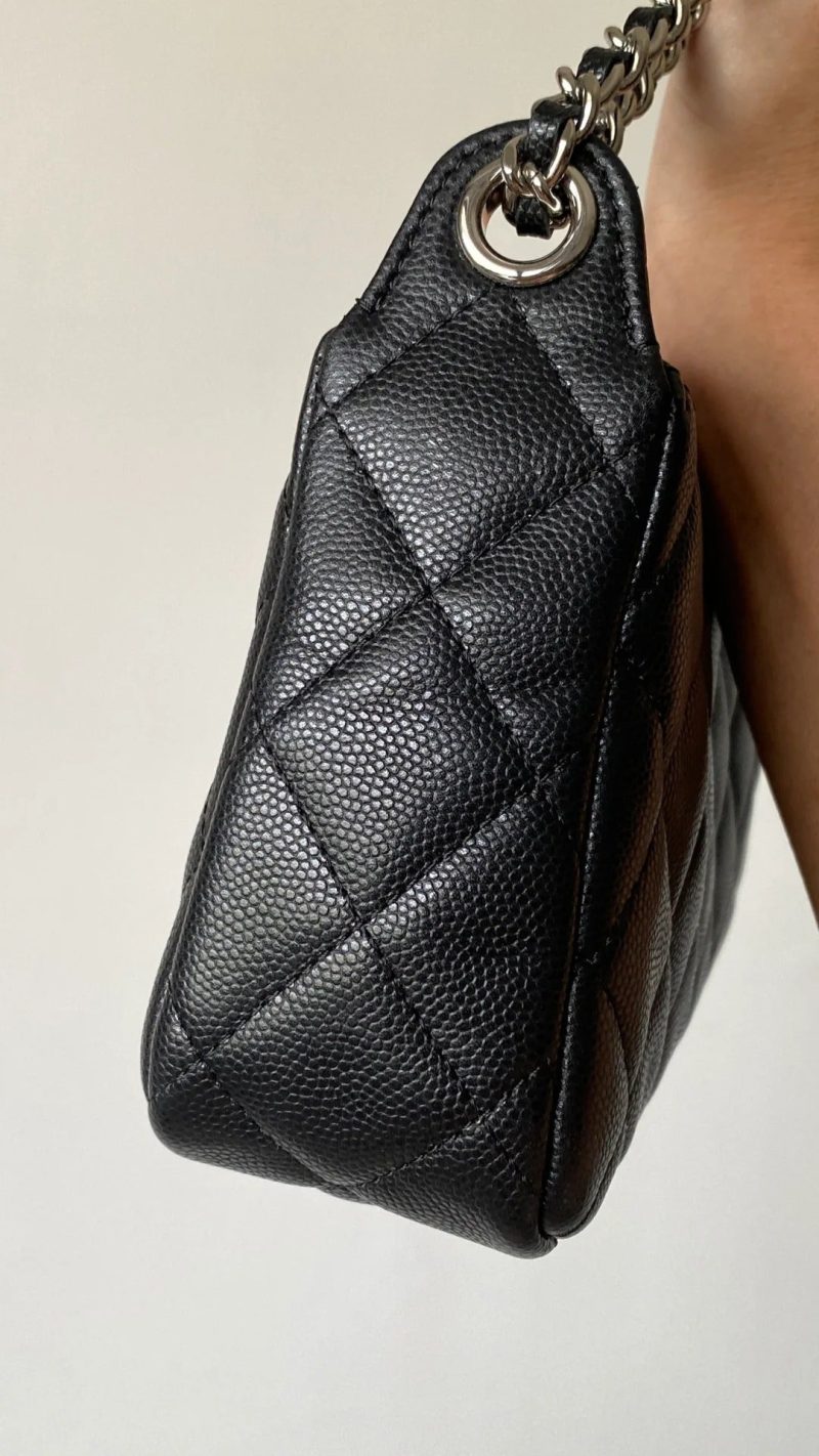 Chanel 2026 Mahjong Clutch With Chain 21cm Black Caviar Leather