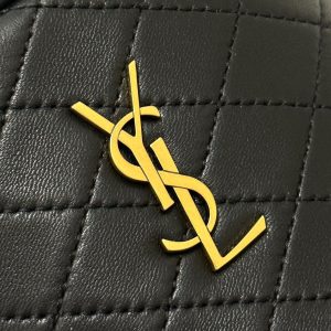 19 FLAP BUCKET BAG BLACK CALFSKIN