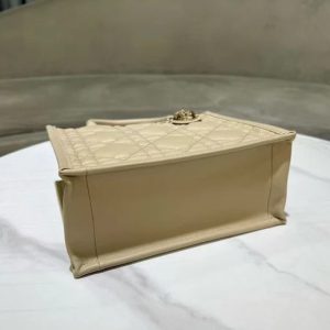 imgi_95_Image_20260309163329_13987_4 Dior 2026 Book Tote Bag 26.5cm Beige Leather