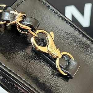 CHANEL 25S BACKPACK 23 IN BLACK SHINY CALFSKIN GOLD HARDWARE