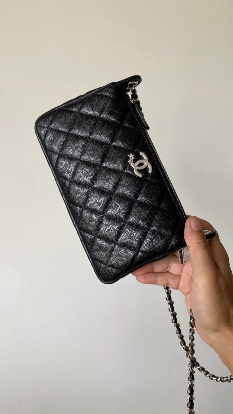 Chanel 2026 Mahjong Clutch With Chain 21cm Black Caviar Leather