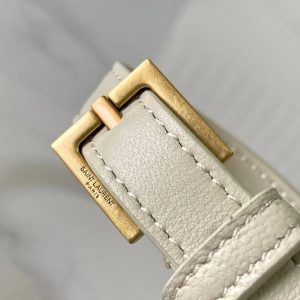 26 WHITE SHEEPSKIN WITH GOLD BUCKLE BAG