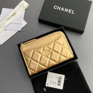 Chanel 2026 Quilted Card Holder 13cm Gold Metallic Lambskin