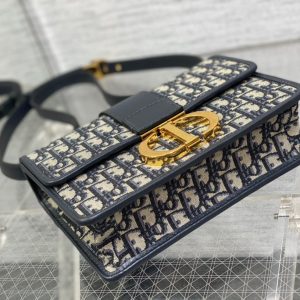 30 MONTAIGNE 24CM BLUE OBLIQUE EMBROIDERY